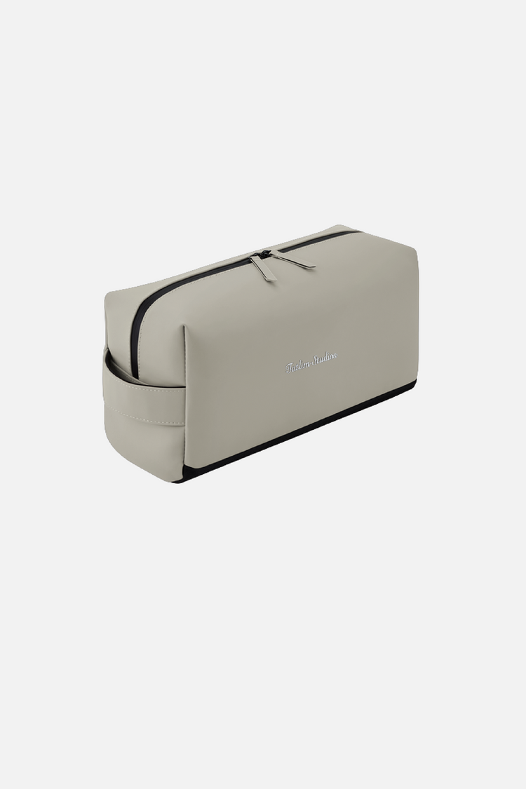 Matte Trainer Bag in clay